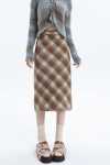 체크 무늬 트위드 스커트의 그림