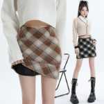 레드 체크 무늬 스커트의 그림