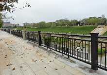 도로난간의 그림